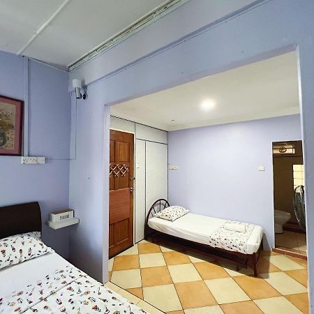 Merdeka Guest House 2 กูชิง ภายนอก รูปภาพ